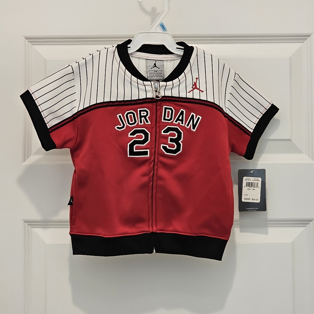 Jordan 23 Full Zip Short Sleeve Jacket with pockets, NWT, Size 24 months